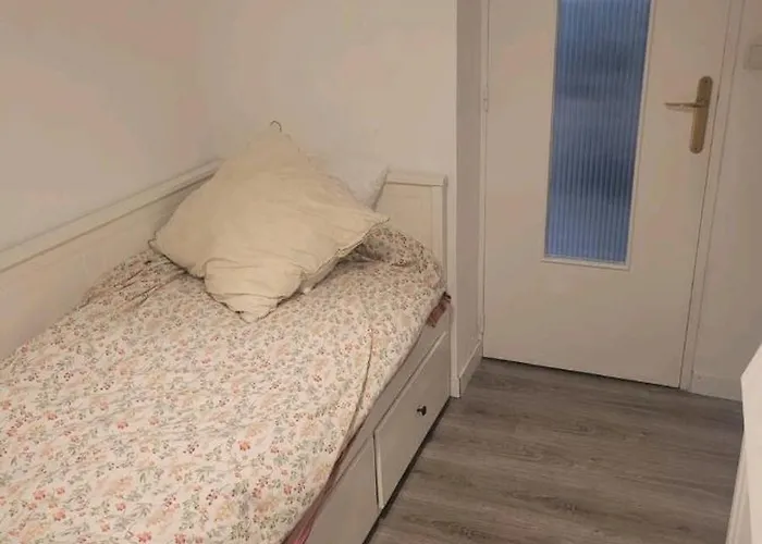 Rooms For Vacation